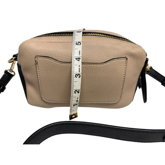 Urban Expressions Audrey Crossbody Bag Two Tone Bag Zip Closure Adjustable Strap - Picture 6 of 16